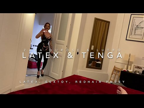 ❤️ Redheaded stepsister in latex costume yakasvirwa na stepbrother DzeBonde ❌